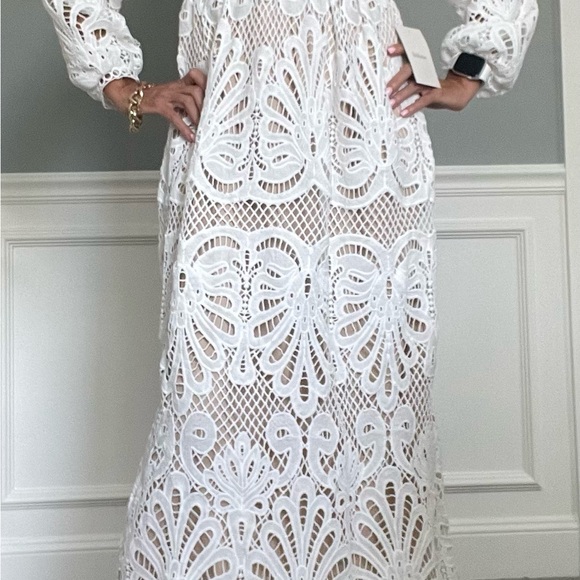 Beautiful cream lace dress - Picture 4 of 4